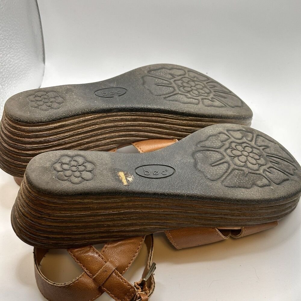 B.O.C Sandals Women Size 7M Tan Faux Leather Platform Wedge Heel Comfort Shoes - Picture 9 of 11